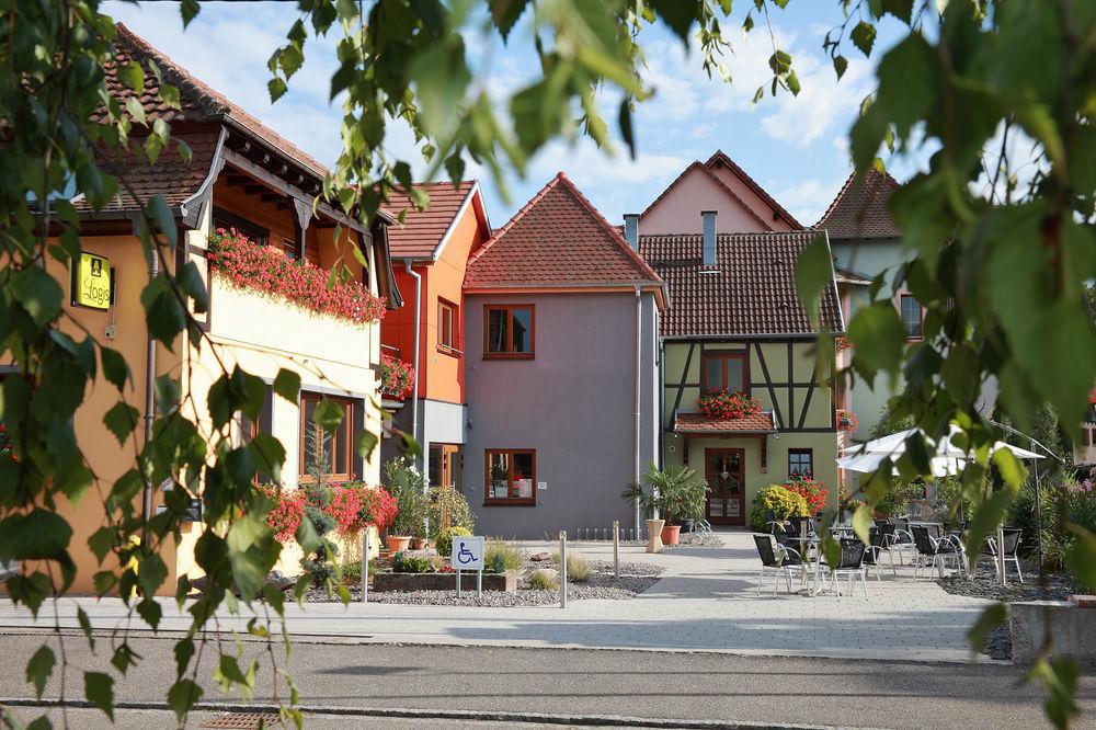 Hotel Les Portes De La Vallee Turckheim Exterior foto